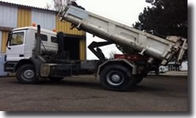 Camion de La Tour Terrassement